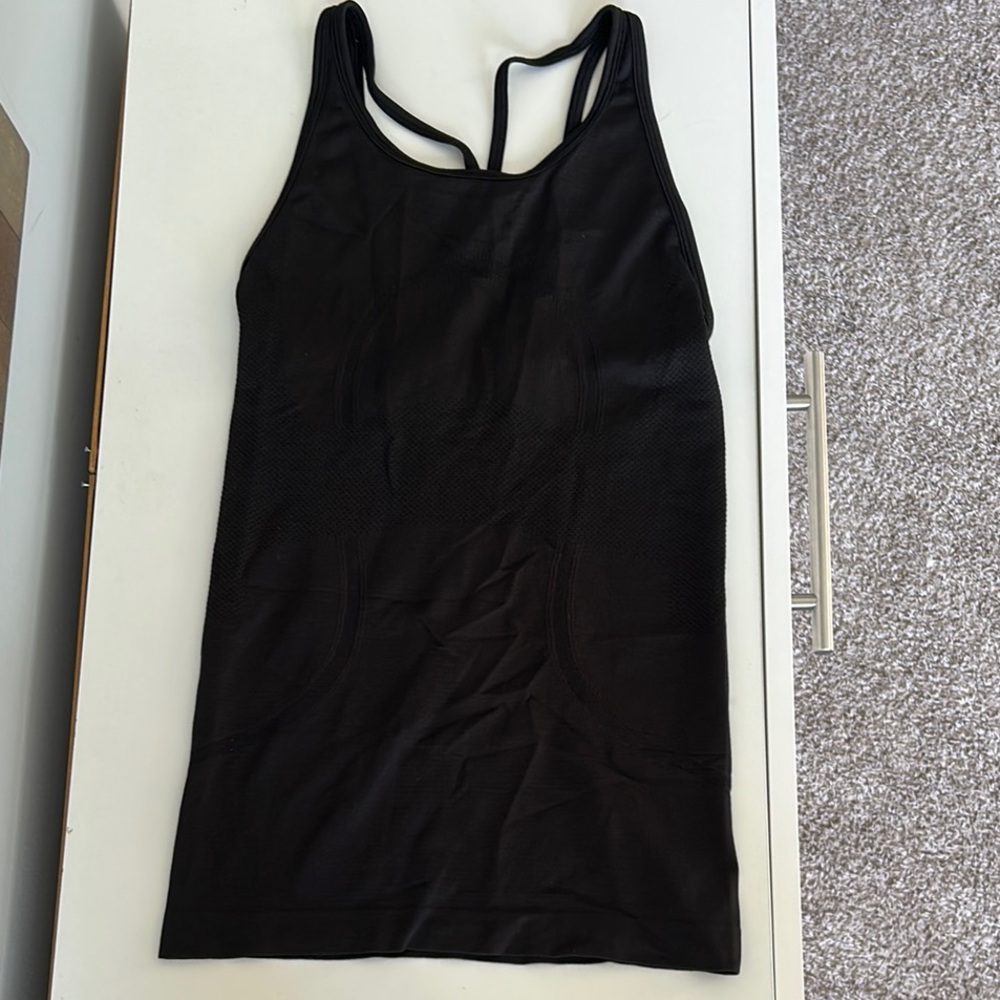 Lululemon Athletica Black Fitted Athletic Tank Top